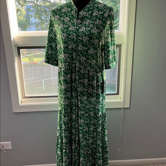 Max Studio Green Floral Tiered Dress Elbow Sleeves XL - Picture 3 of 8